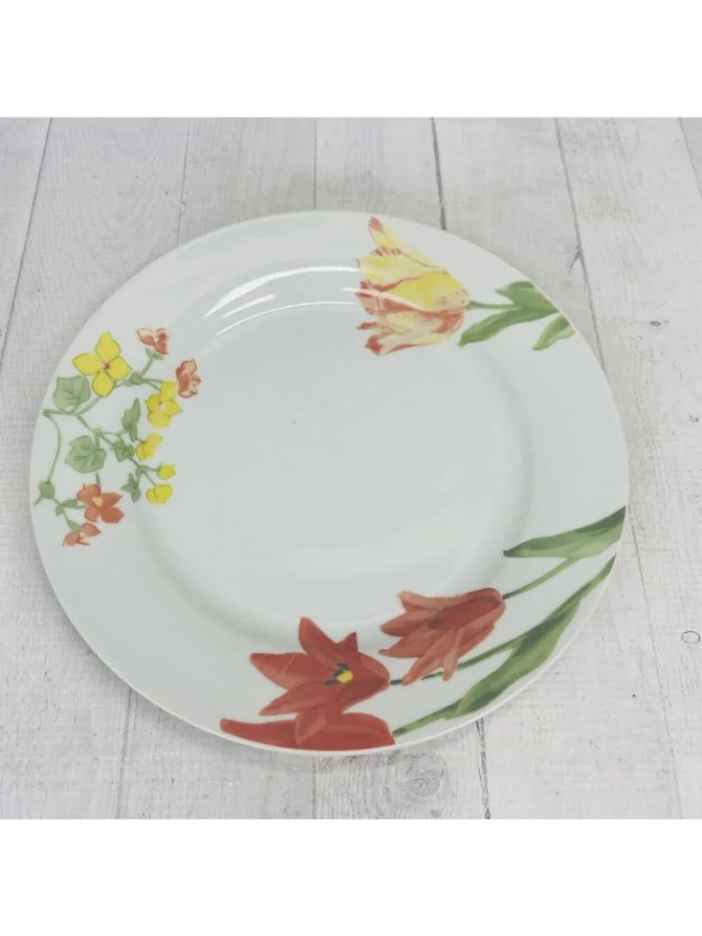 Gibson FLORIANA BLOOM Floral Rim On White Smooth Oven Safe Dinner Plates Set 4